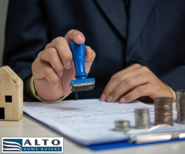 Should You Rent or Sell Your House When Relocating? | Alto Home Buyers